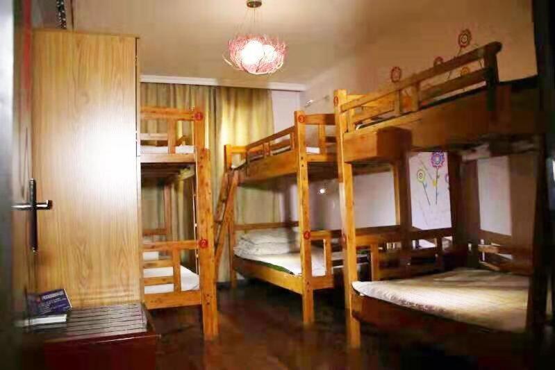 Xi'An The Facebook Youth Hostel Exterior photo